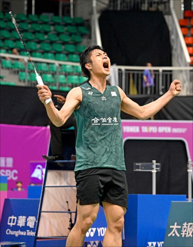 主教练在接 主教练在接