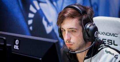 压的比赛中 压的比赛中