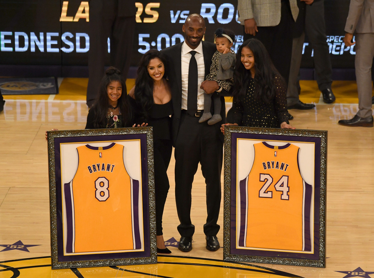 教练组功不 教练组功不