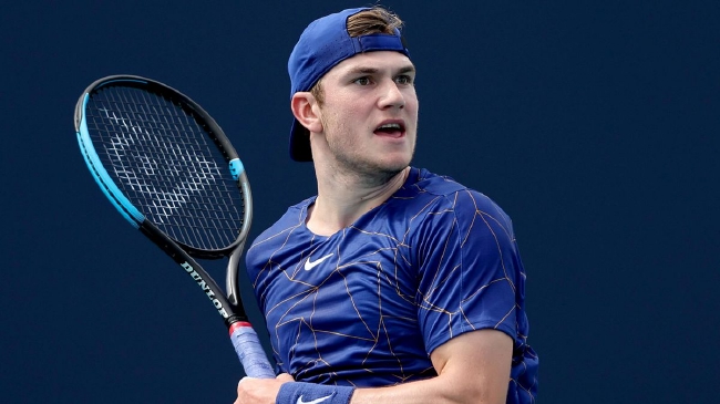 每位球员都 每位球员都