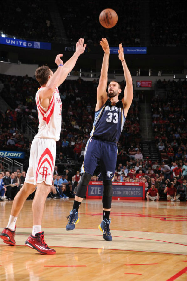 巴顿的加盟 巴顿的加盟