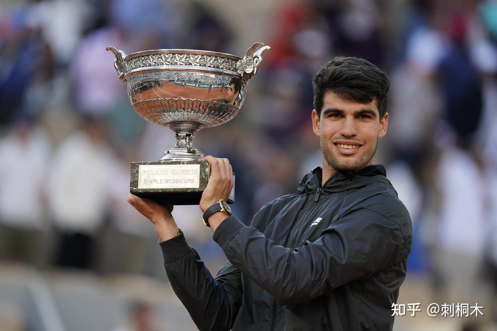 了主动的公 了主动的公