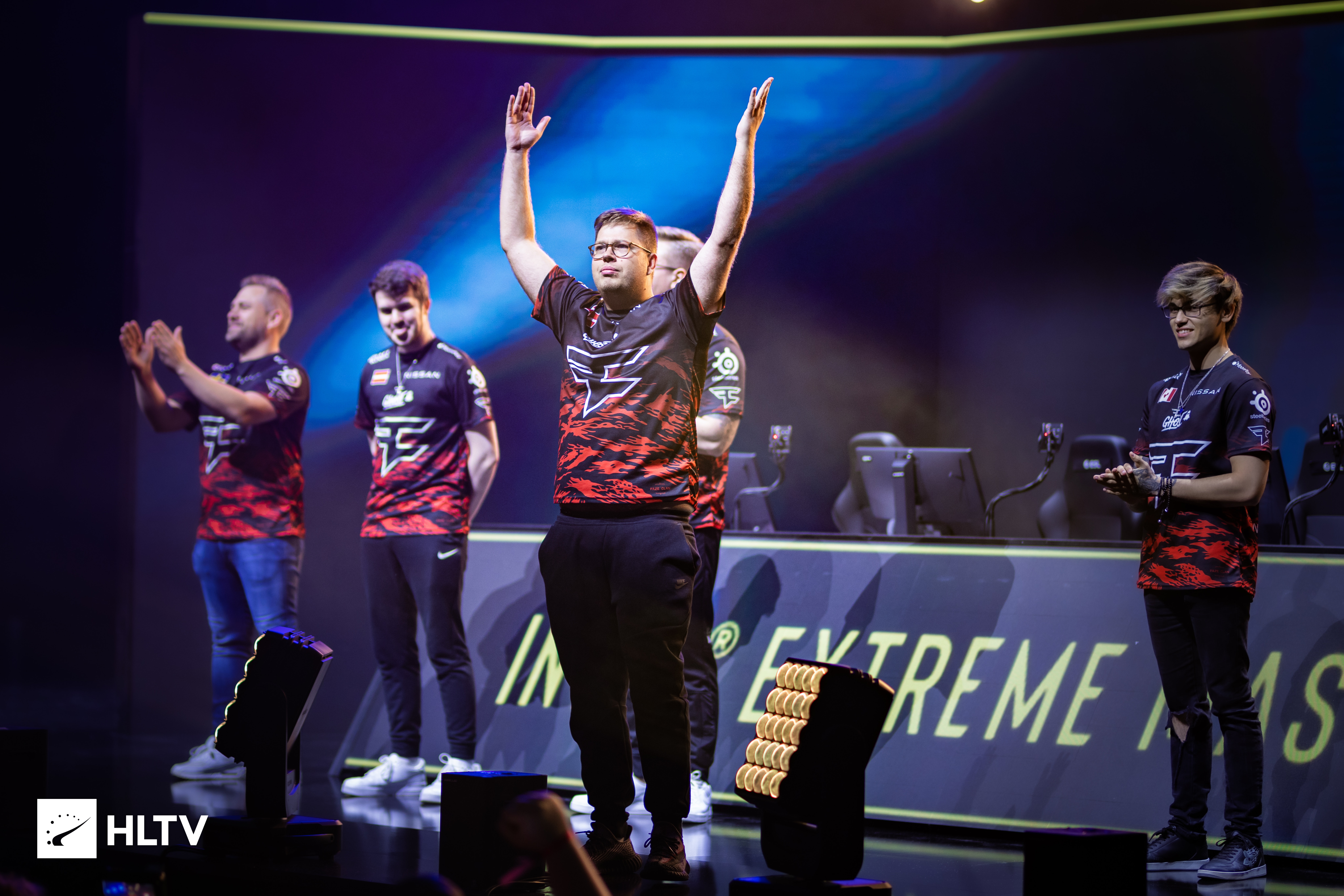 压缩肋部通 压缩肋部通